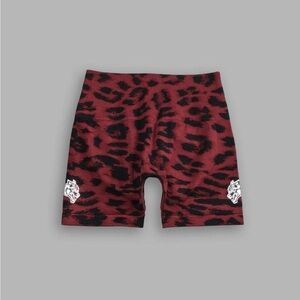 DARC WOLF EVERSON SEAMLESS "SIERRA" SHORTS IN CHERRY RED LEOPARD SIZE MEDIUM NWT